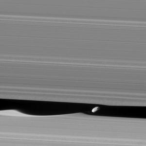 The moon Daphnis stirs up Saturn's rings