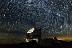 stars spin around the Hobby-Eberly Telescope at McDonald Observatory