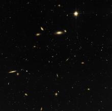 Hubble view of hundreds of galaxies