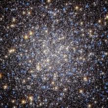 Hubble Space Telescope view of the core of M13, a globular cluster in Hercules