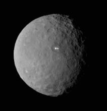 Dawn image of mysterious bright spots on Ceres, February 19, 2015