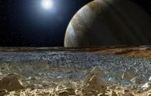 Jupiter above Europa